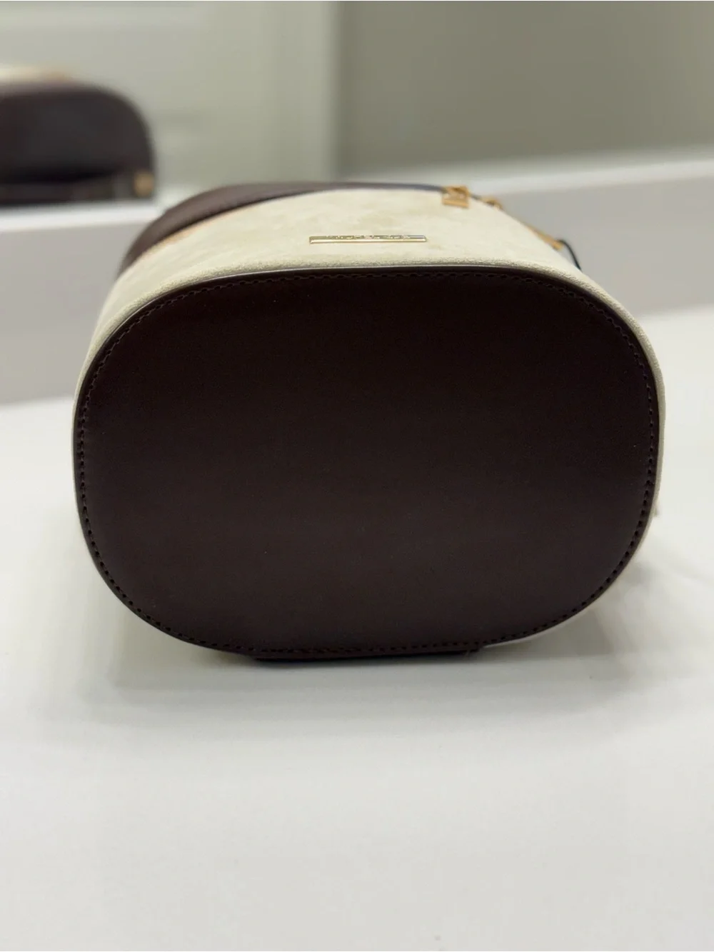 Rachel Zoe Sage Suede and Dark Brown Faux Leather Vanity Case  NWT